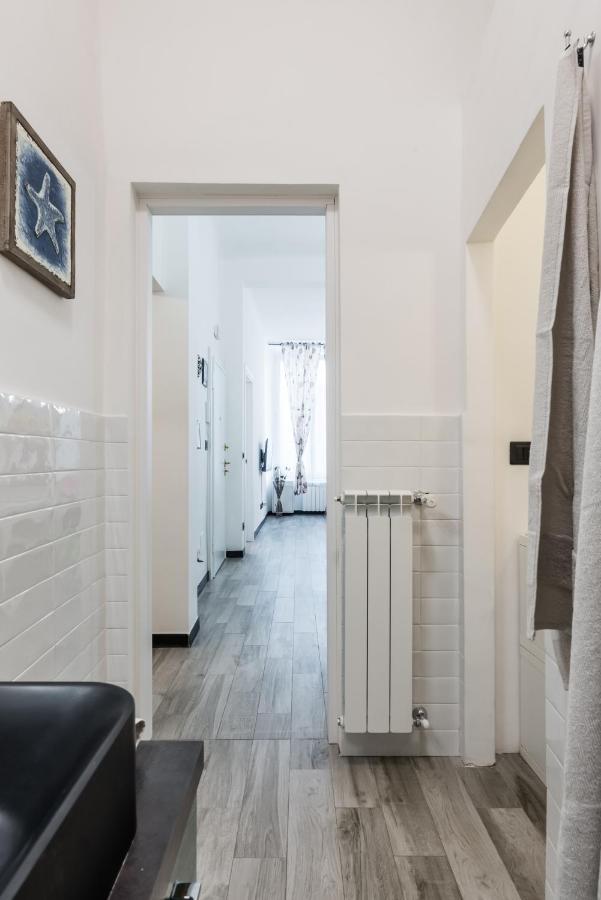 Acquario 5' Free Wifi & Netflix "Prione" By Tilo Apartment'S Cenova Dış mekan fotoğraf