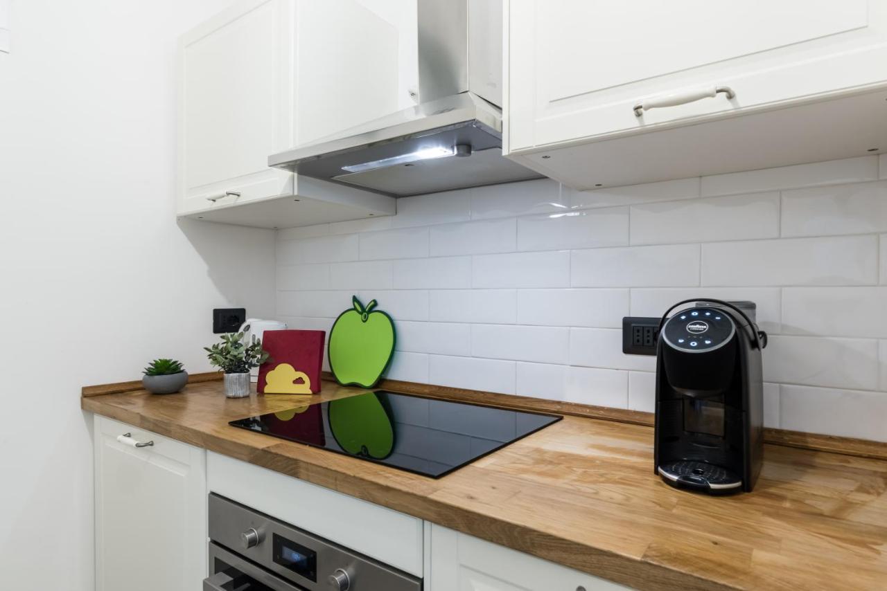 Acquario 5' Free Wifi & Netflix "Prione" By Tilo Apartment'S Cenova Dış mekan fotoğraf
